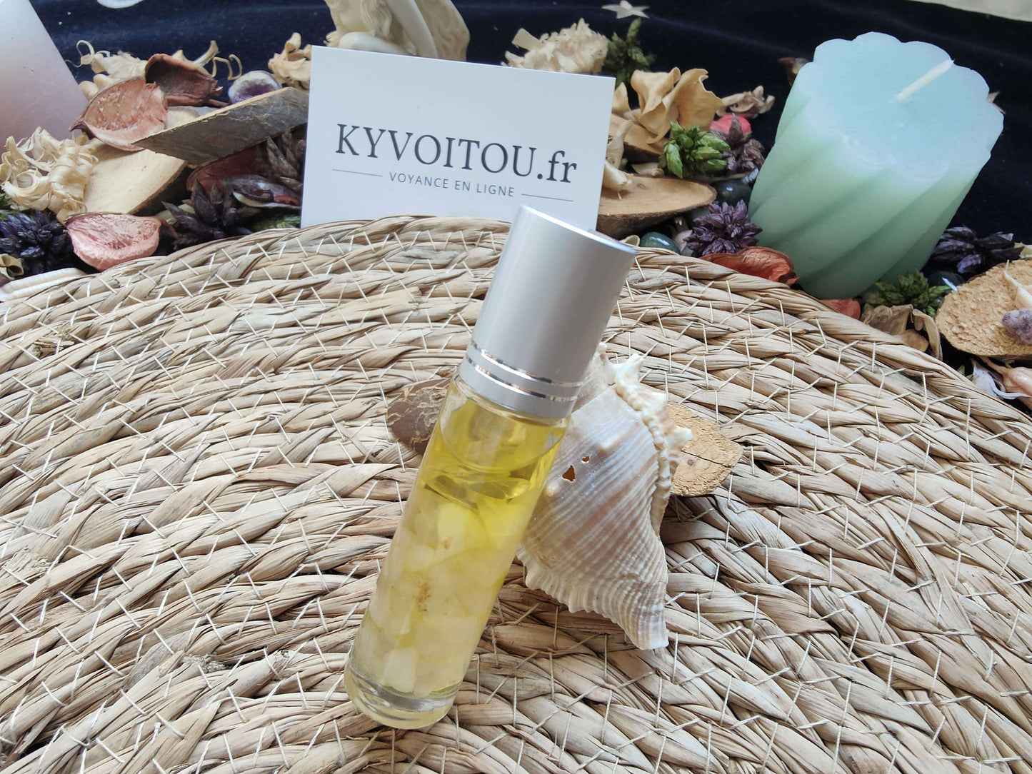 Roll-on quartz rose - amour et sérénité intérieure - chakra du coeur - pierres naturelles - huile jojoba - kyvoitou 💎