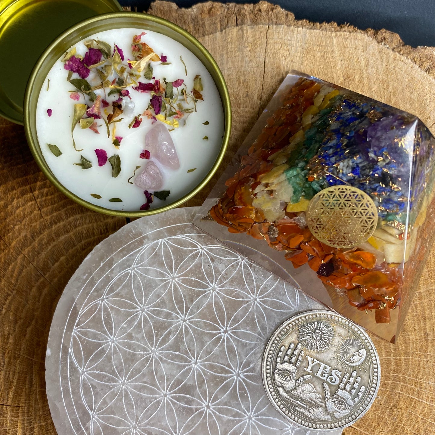 Esotérisme - orgonyte sept chakras - pierres naturelles - kyvoitou 🔺