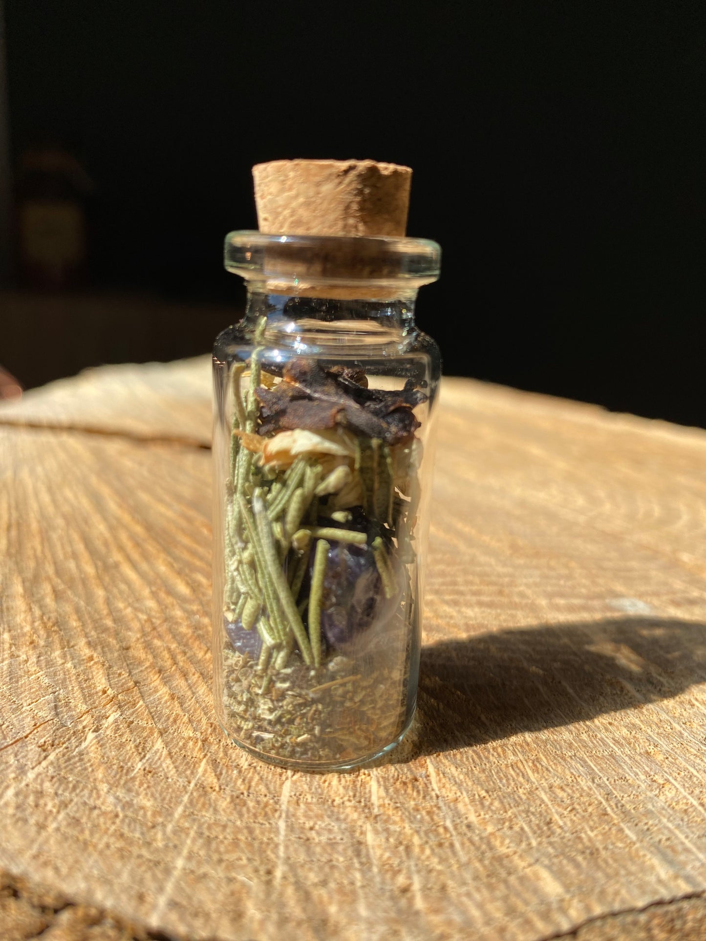 Fiole magique - intuition - pierres naturelles - plantes - kyvoitou 👁️