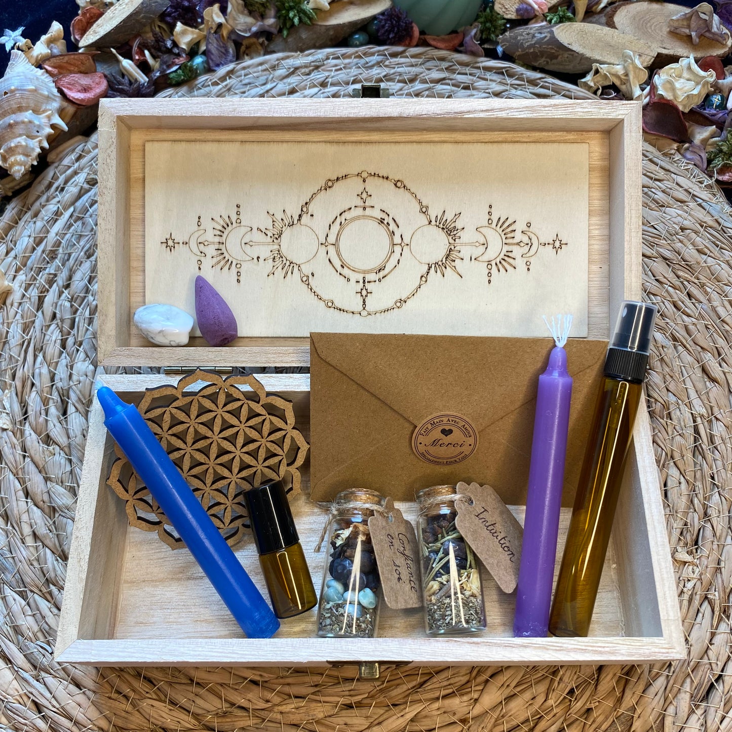 Coffret ésotérique - saison - hiver - bois naturel gravé - kyvoitou ❄️