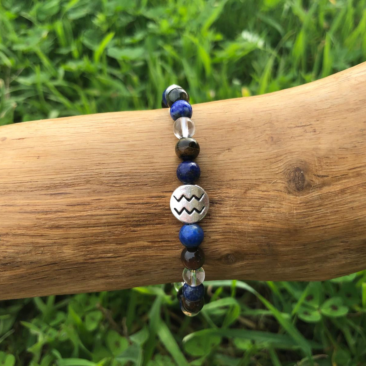 Esoteric jewelry - astrology - Aquarius - natural stone bracelet - hawk's eye - lapis lazuli - rock crystal - kyvoitou 📿