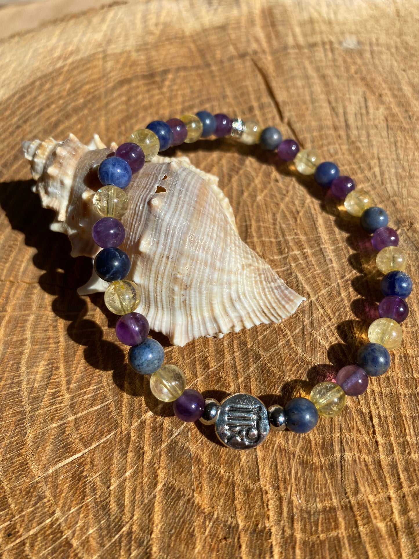 Bijoux ésotérique - astrologie - vierge - bracelet pierres naturelles - citrine - sodalite - améthyste - kyvoitou 📿